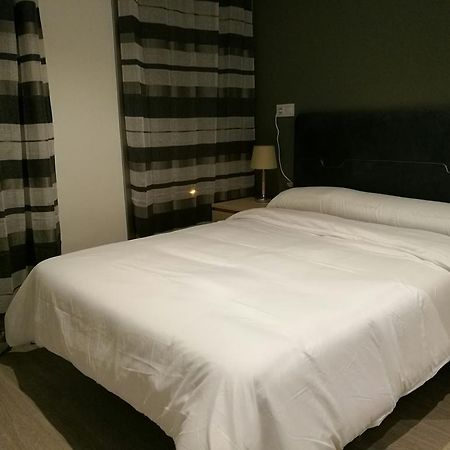 Golden 21 Hotel Madrid Luaran gambar