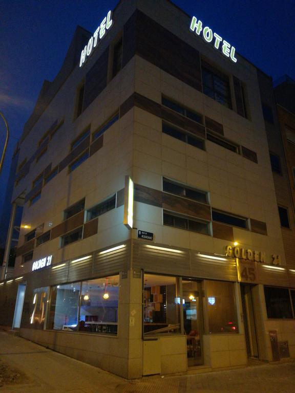 Golden 21 Hotel Madrid Luaran gambar
