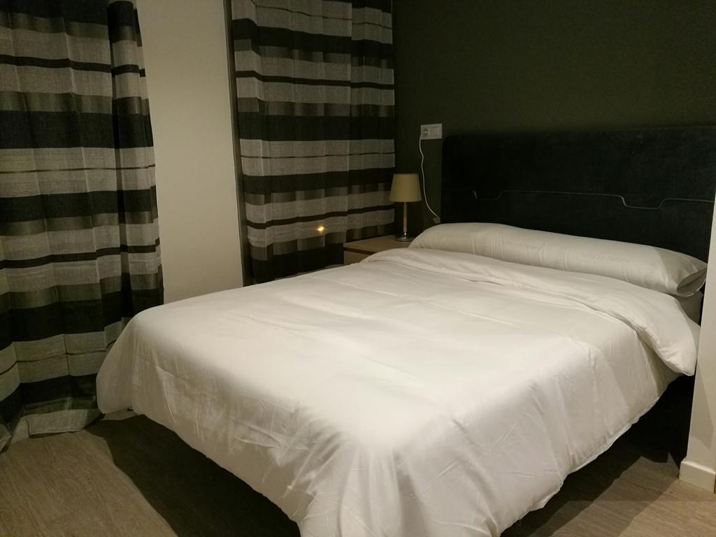 Golden 21 Hotel Madrid Luaran gambar