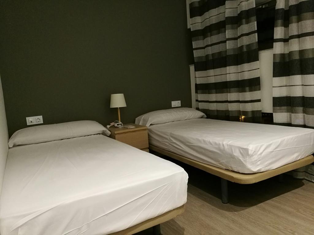 Golden 21 Hotel Madrid Luaran gambar