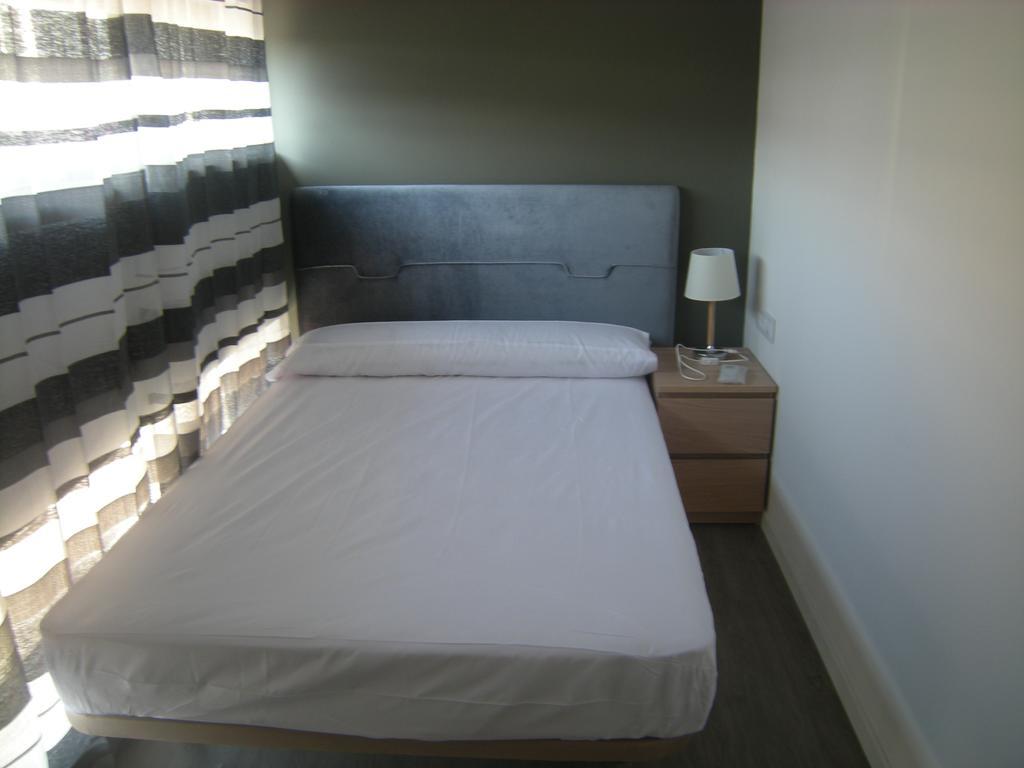 Golden 21 Hotel Madrid Luaran gambar
